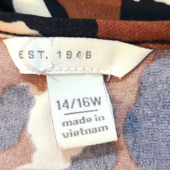 Cato Animal Print Top with Cut-outs @ Neckline, Brown, Black, White, Size 14/16W - Picture 6 of 7